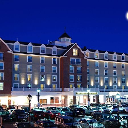 Salem Waterfront Hotel & Suites ภายนอก รูปภาพ