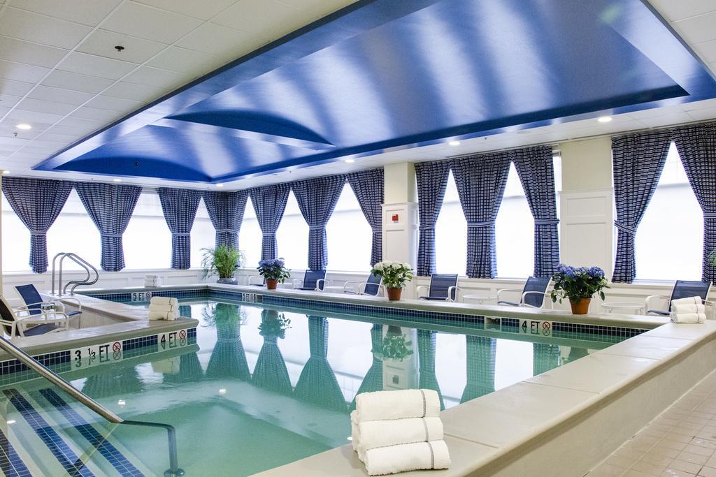 Salem Waterfront Hotel & Suites ภายนอก รูปภาพ