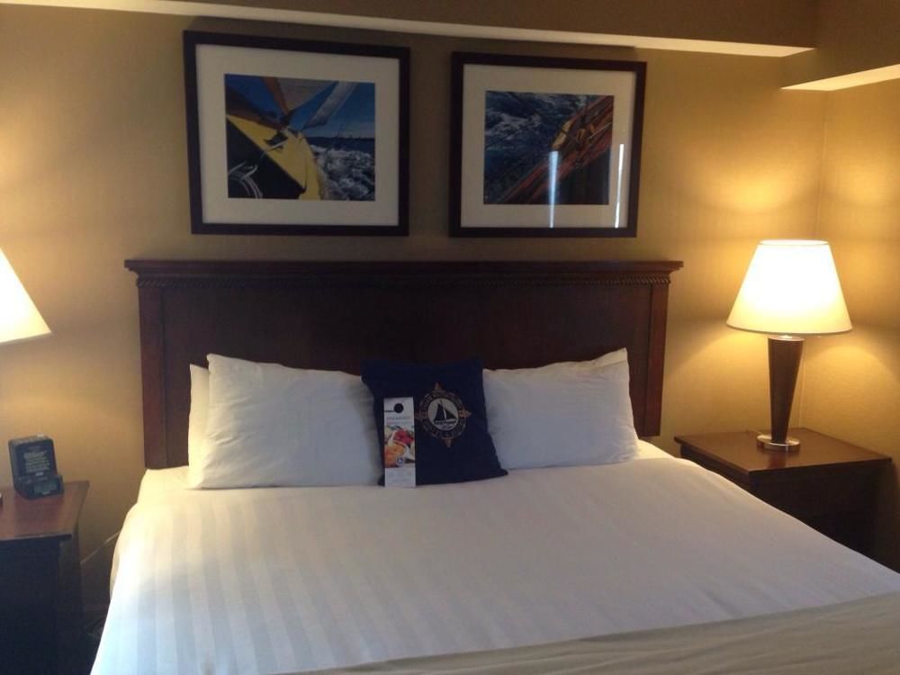 Salem Waterfront Hotel & Suites ภายนอก รูปภาพ